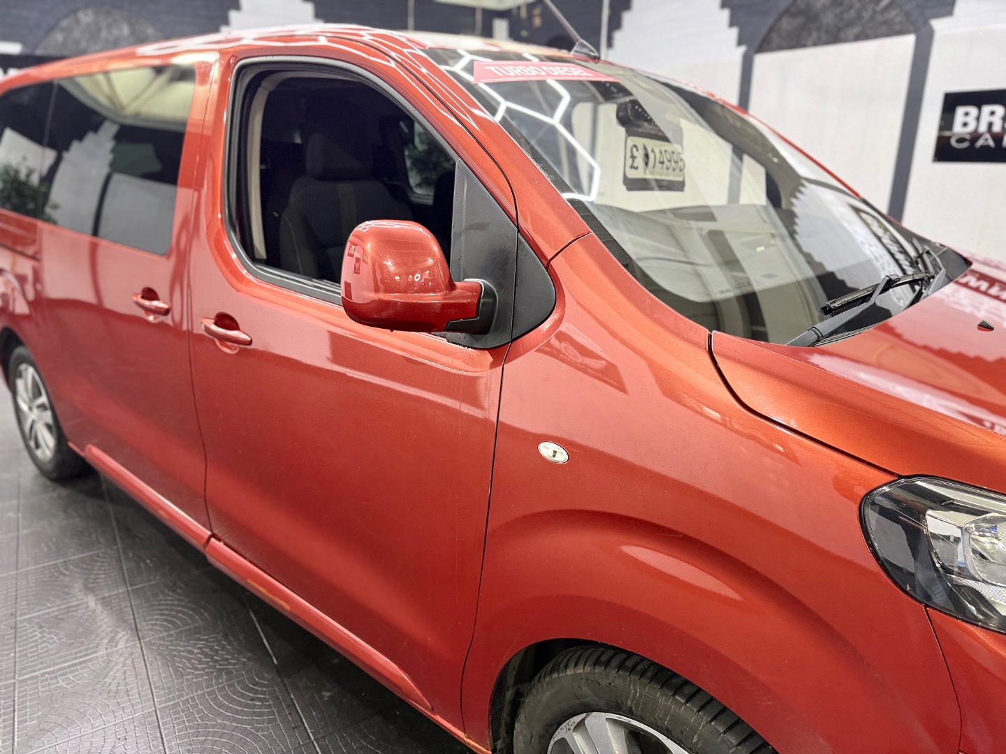Peugeot Traveller