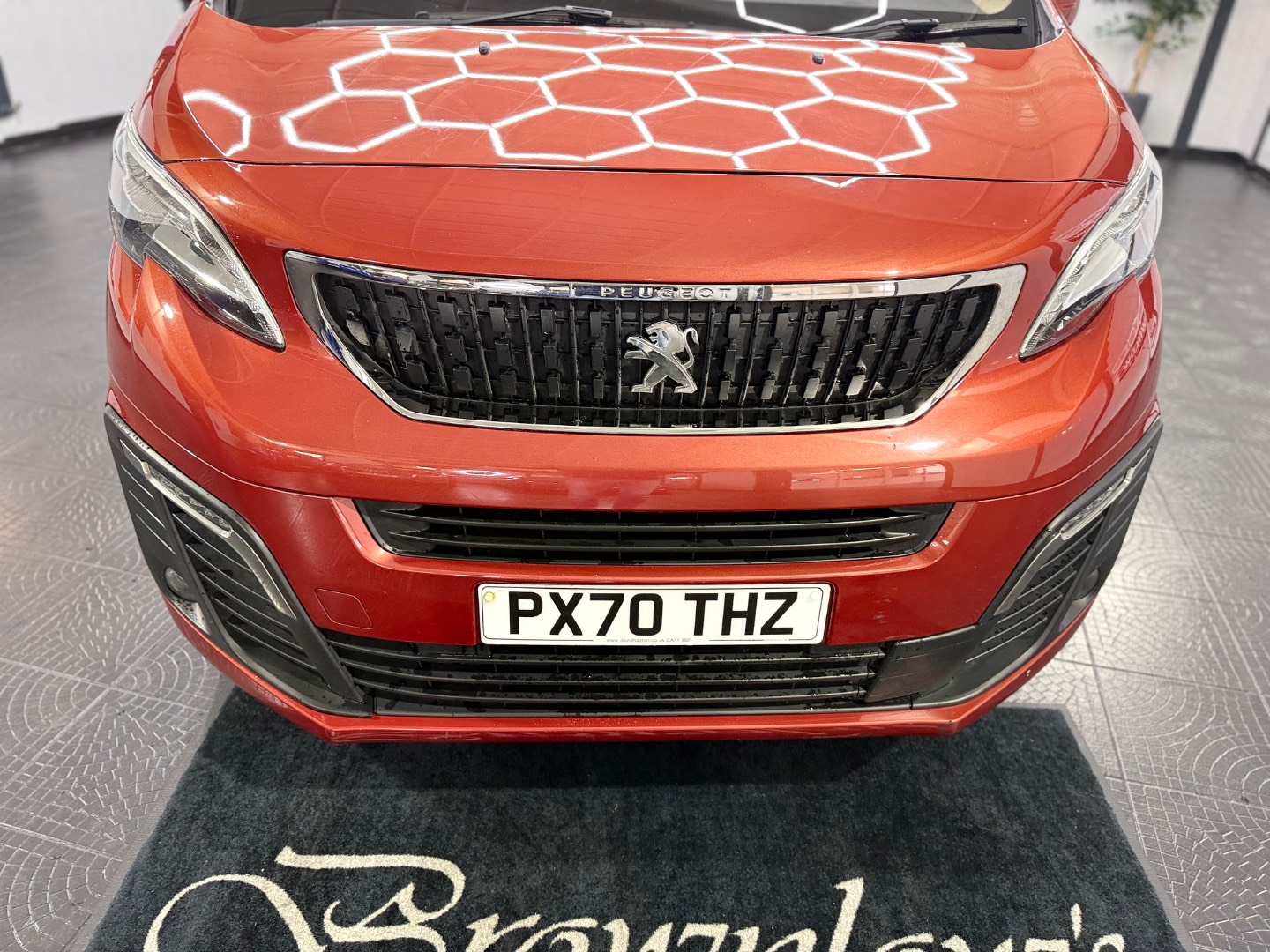 Peugeot Traveller