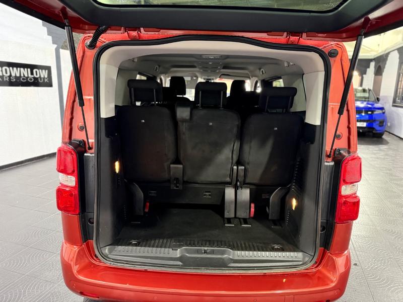 Peugeot Traveller