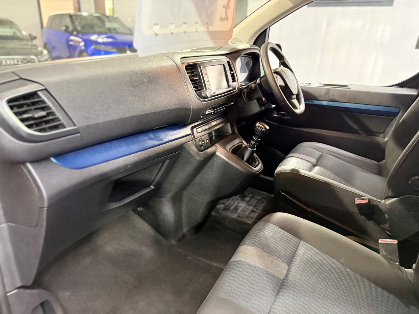 Peugeot Traveller