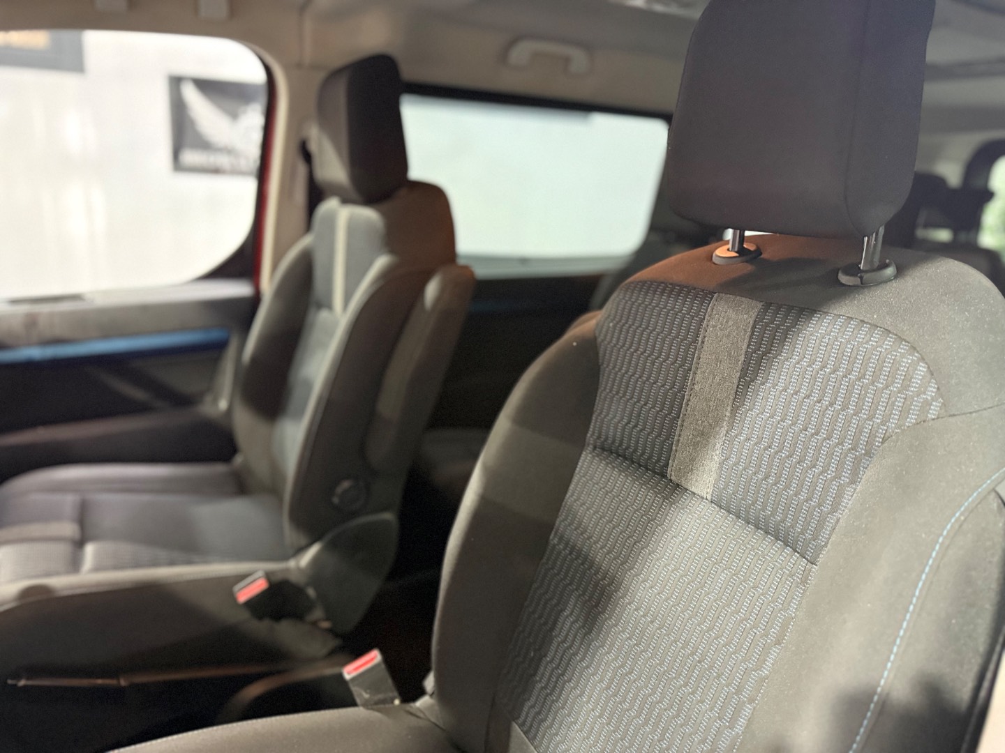 Peugeot Traveller