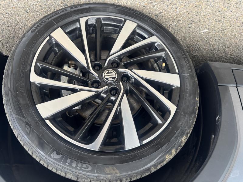 MG Motor UK ZS