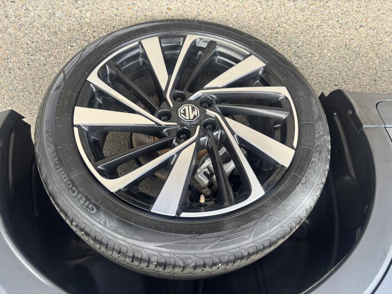 MG Motor UK ZS