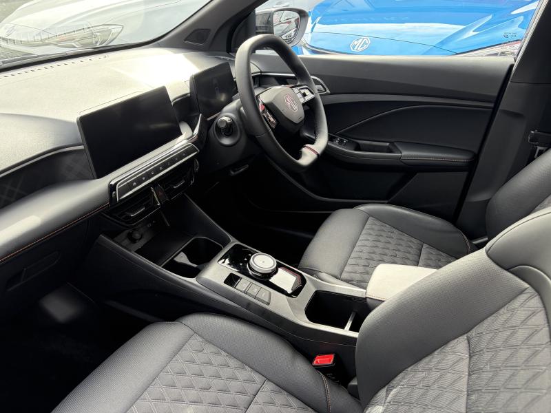 MG Motor UK MG3