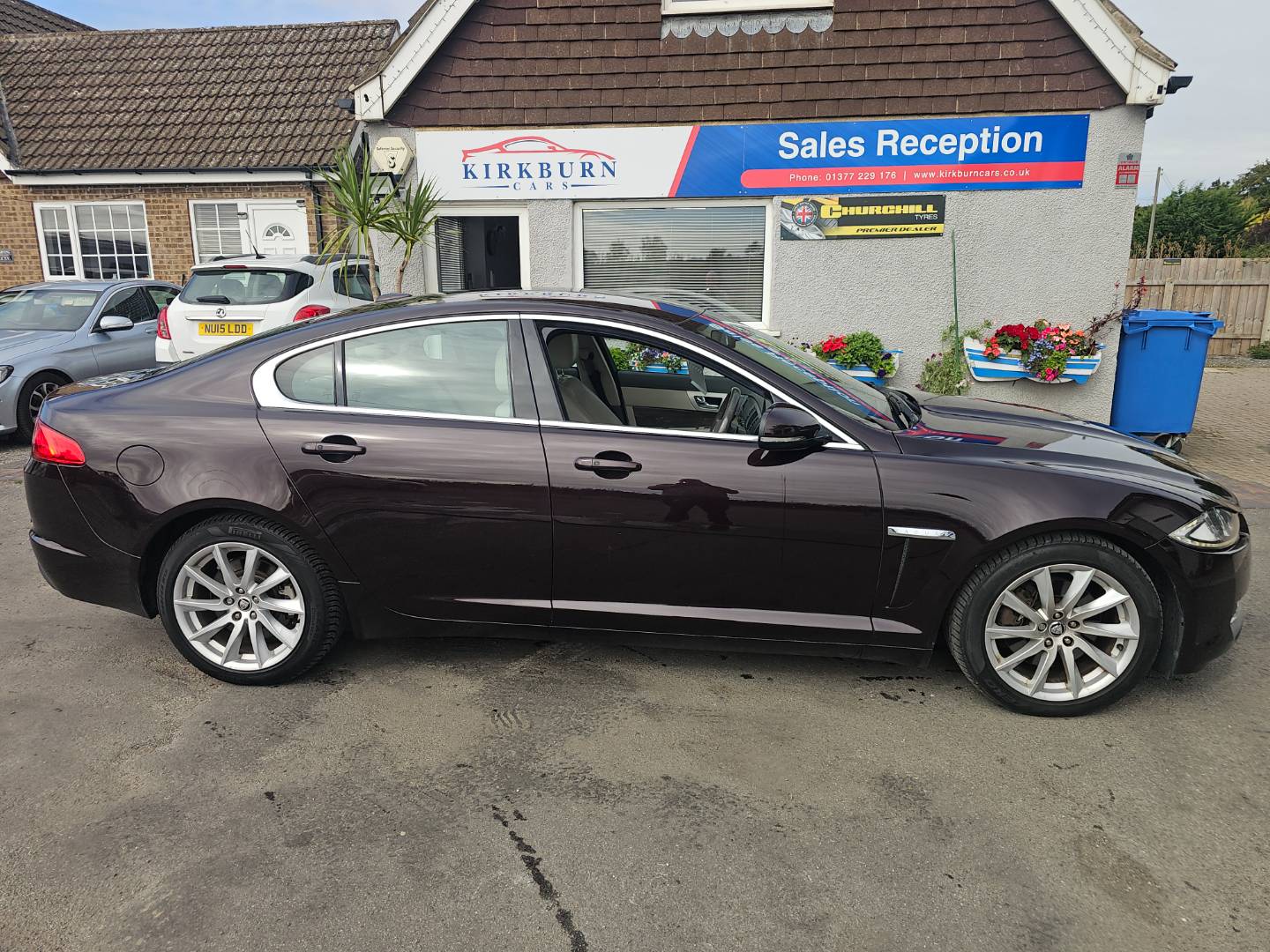 Jaguar XF