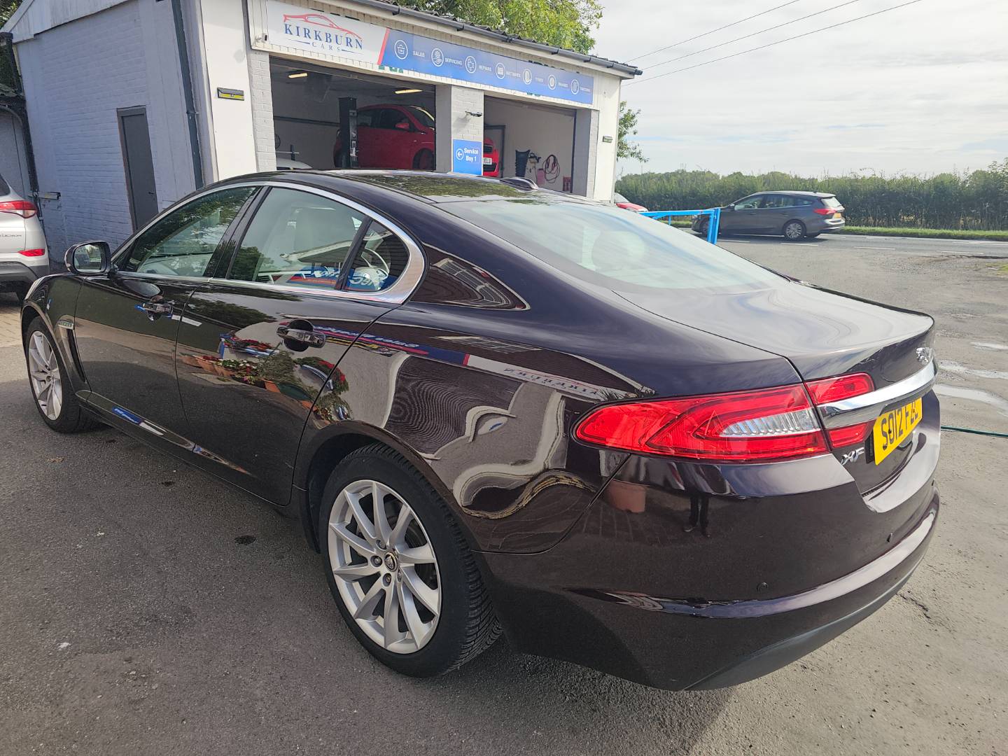 Jaguar XF
