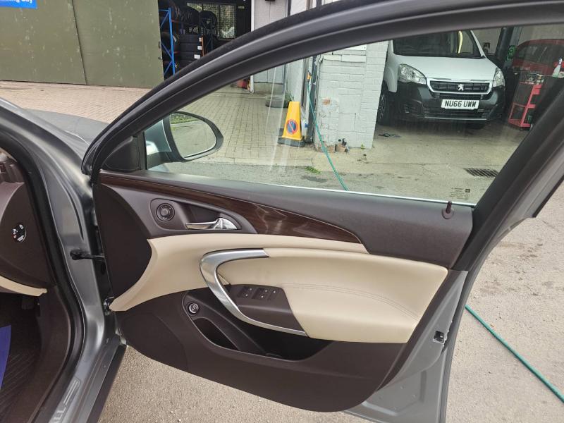 Vauxhall Insignia