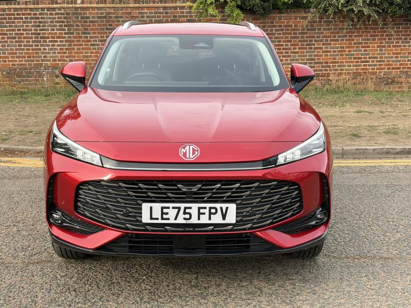 MG Motor UK HS