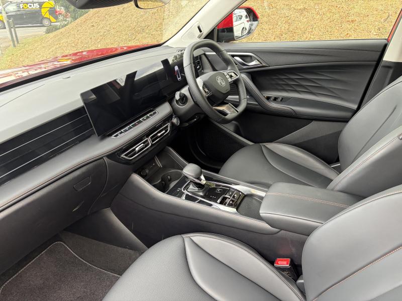 MG Motor UK HS
