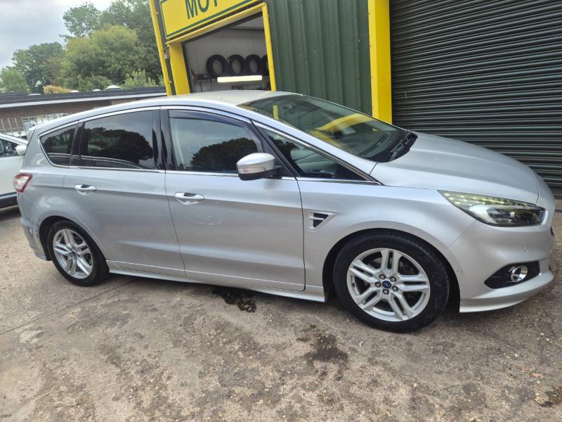 Ford S-MAX