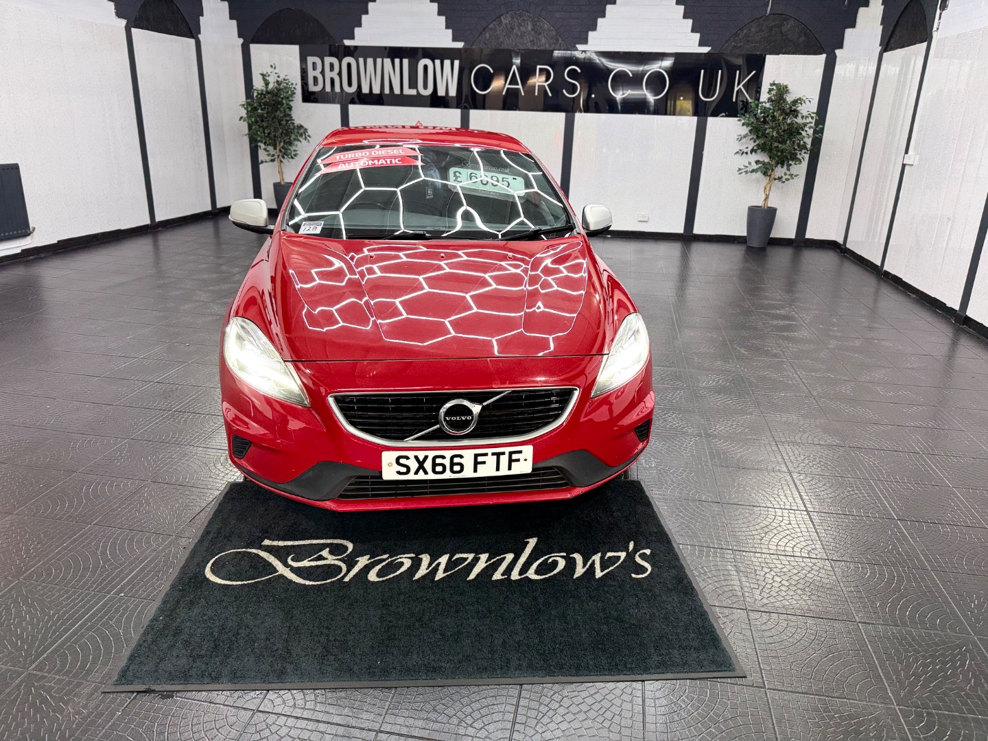 Volvo V40