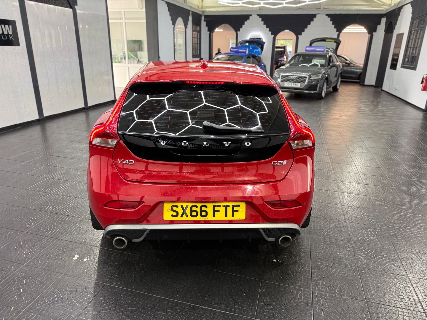 Volvo V40
