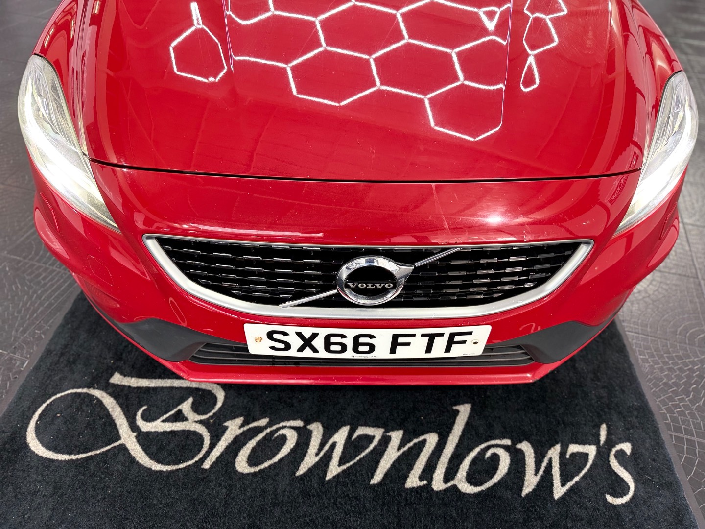 Volvo V40