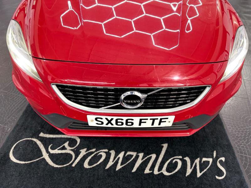 Volvo V40