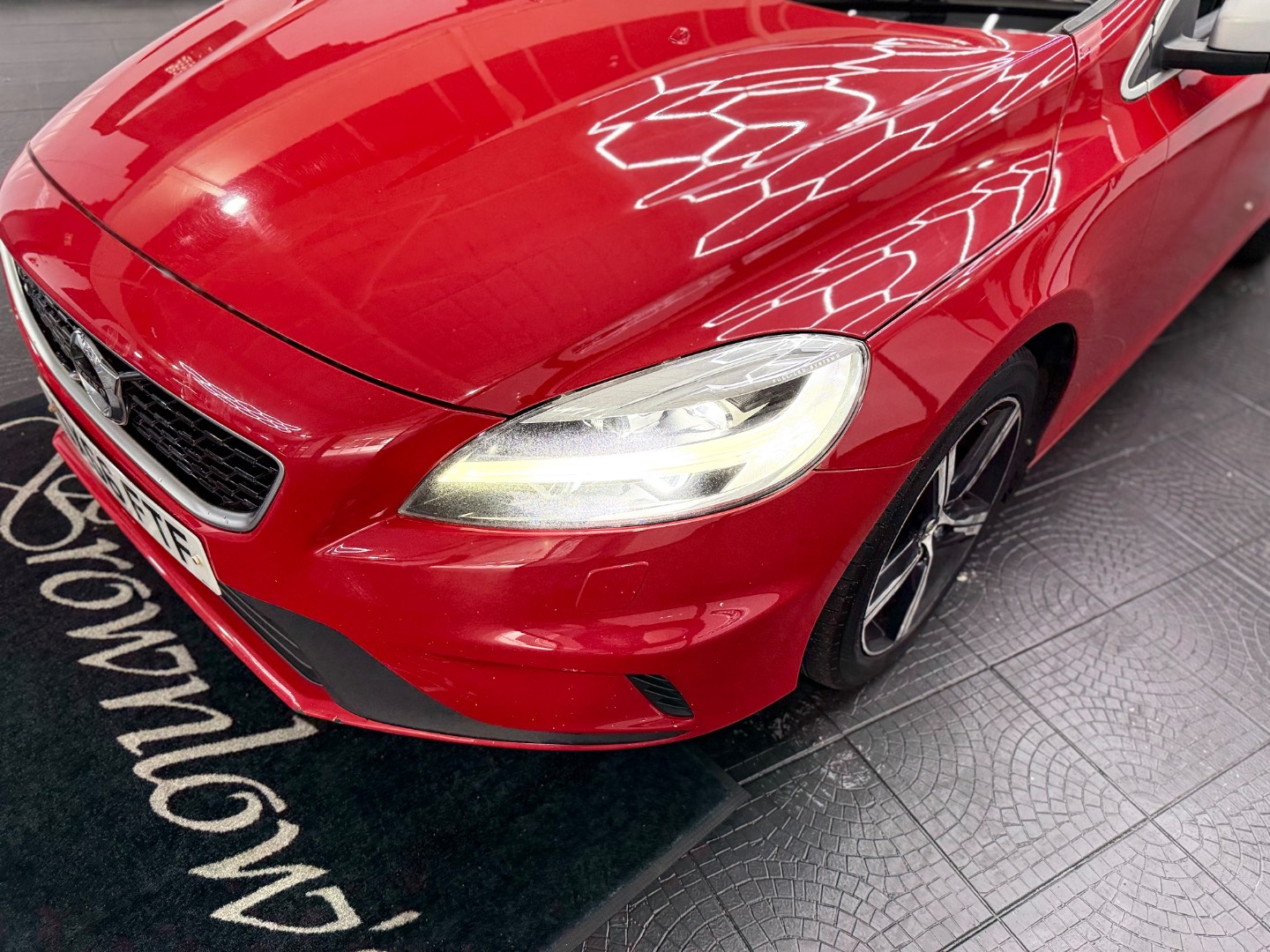 Volvo V40