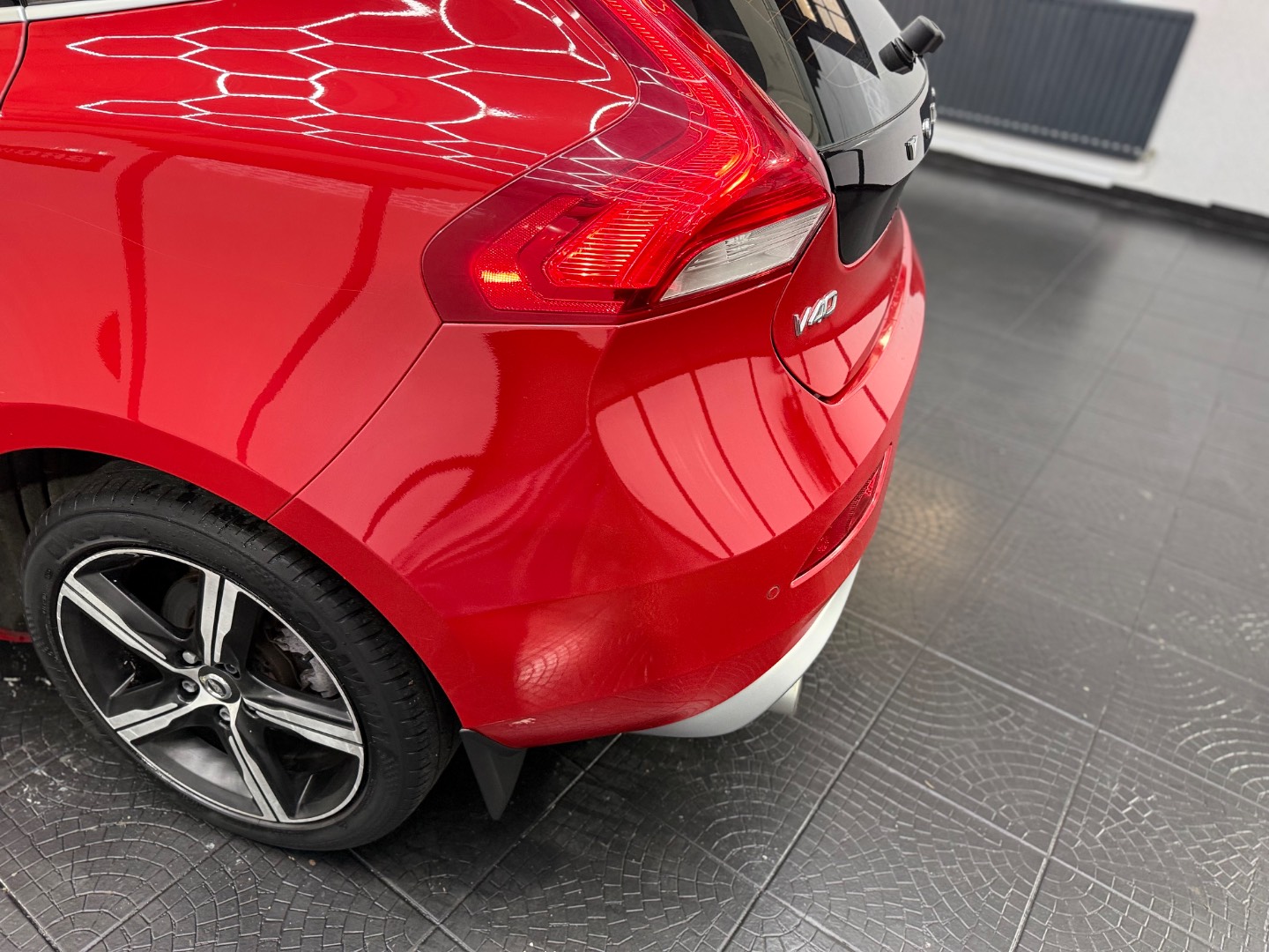 Volvo V40