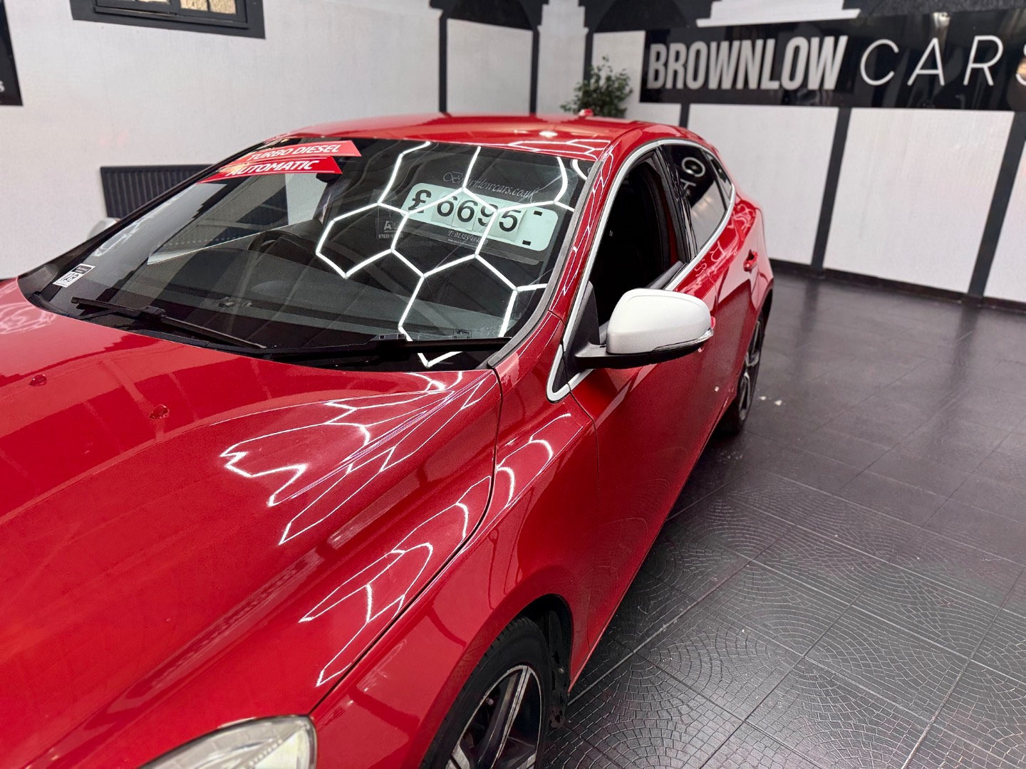 Volvo V40