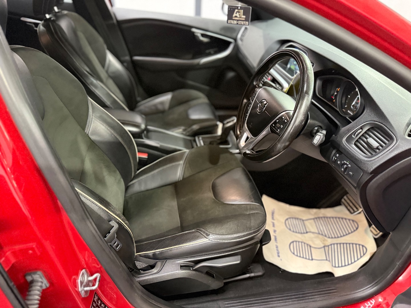 Volvo V40