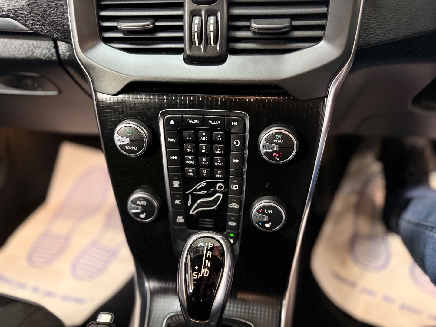 Volvo V40