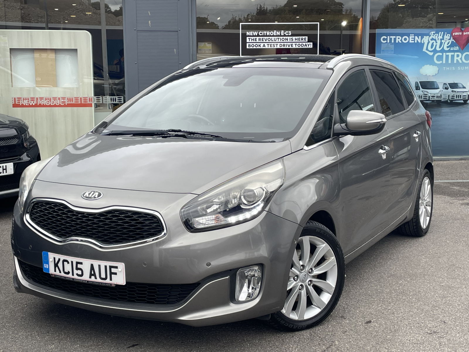 Kia Carens