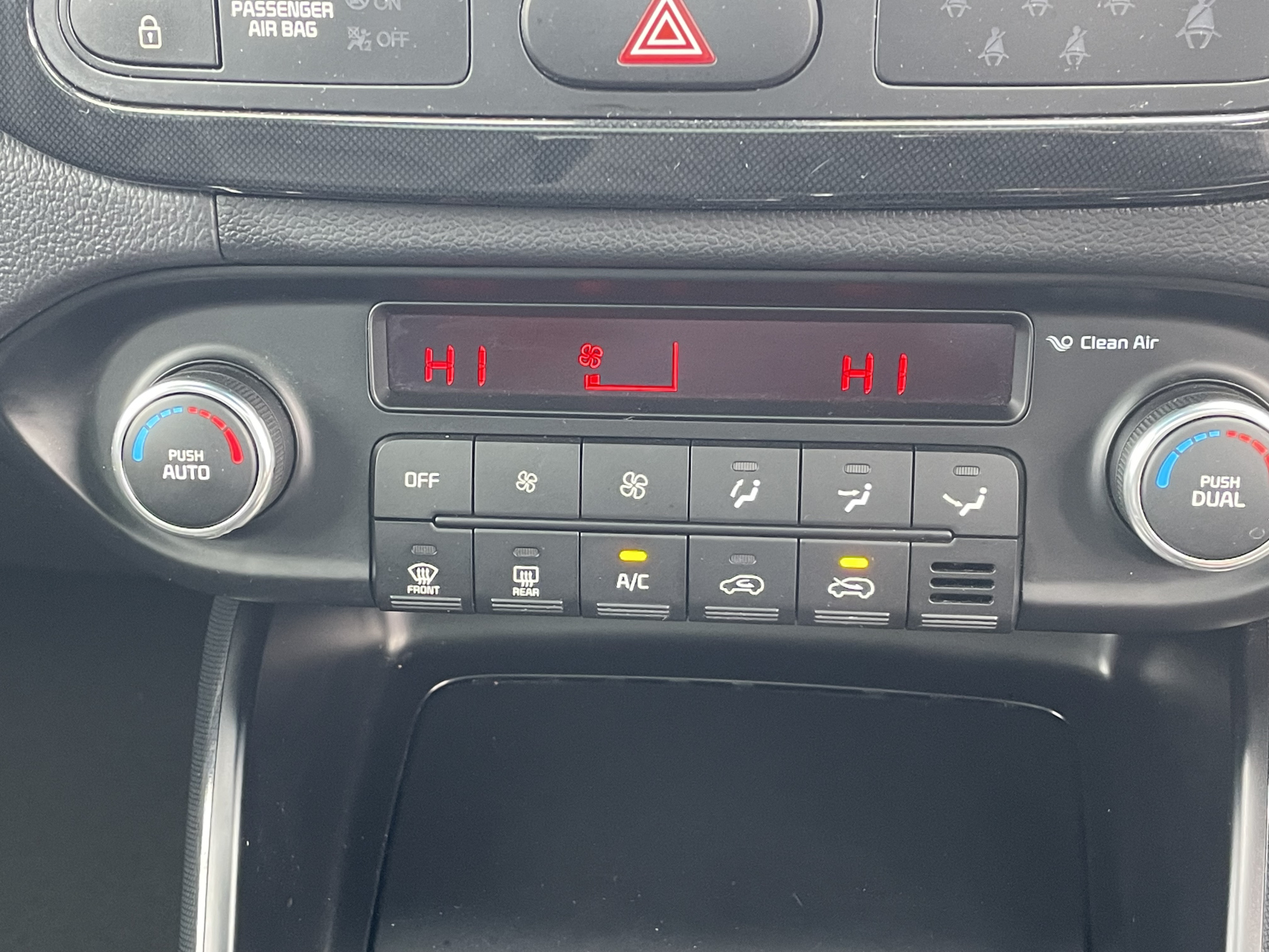 Kia Carens