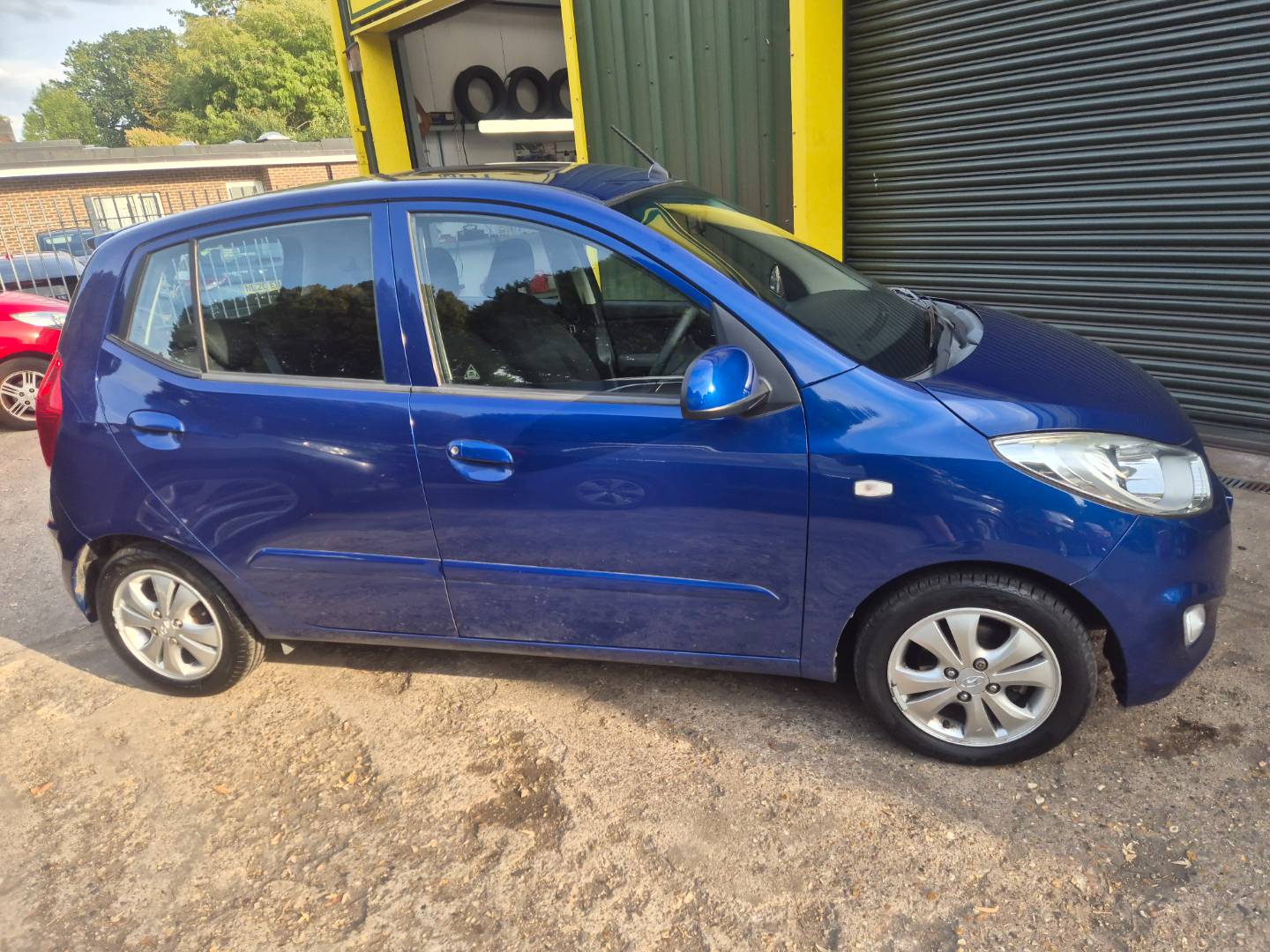 Hyundai i10