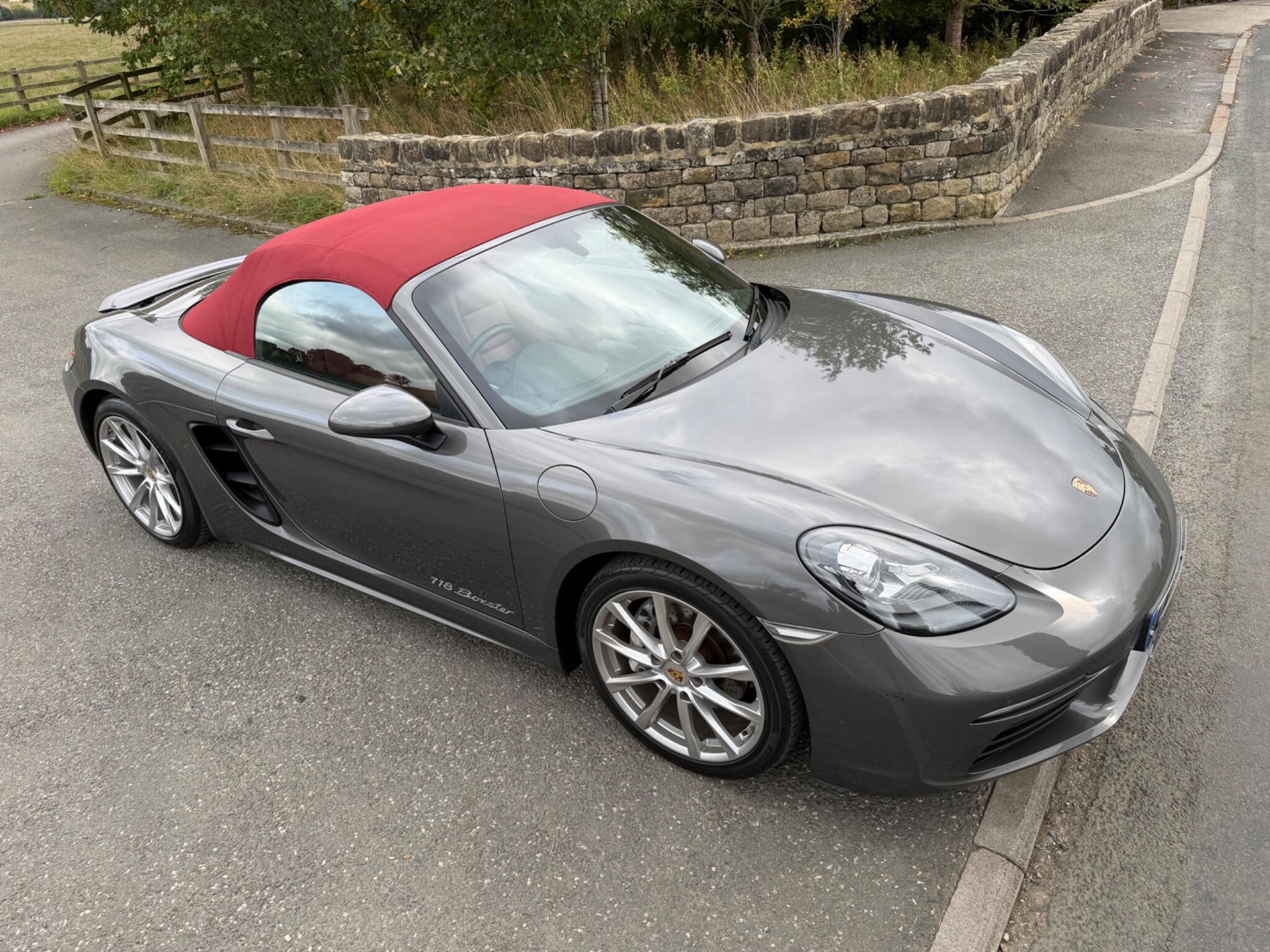 Porsche 718 Boxster
