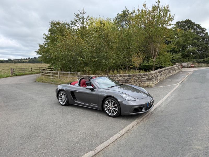 Porsche 718 Boxster