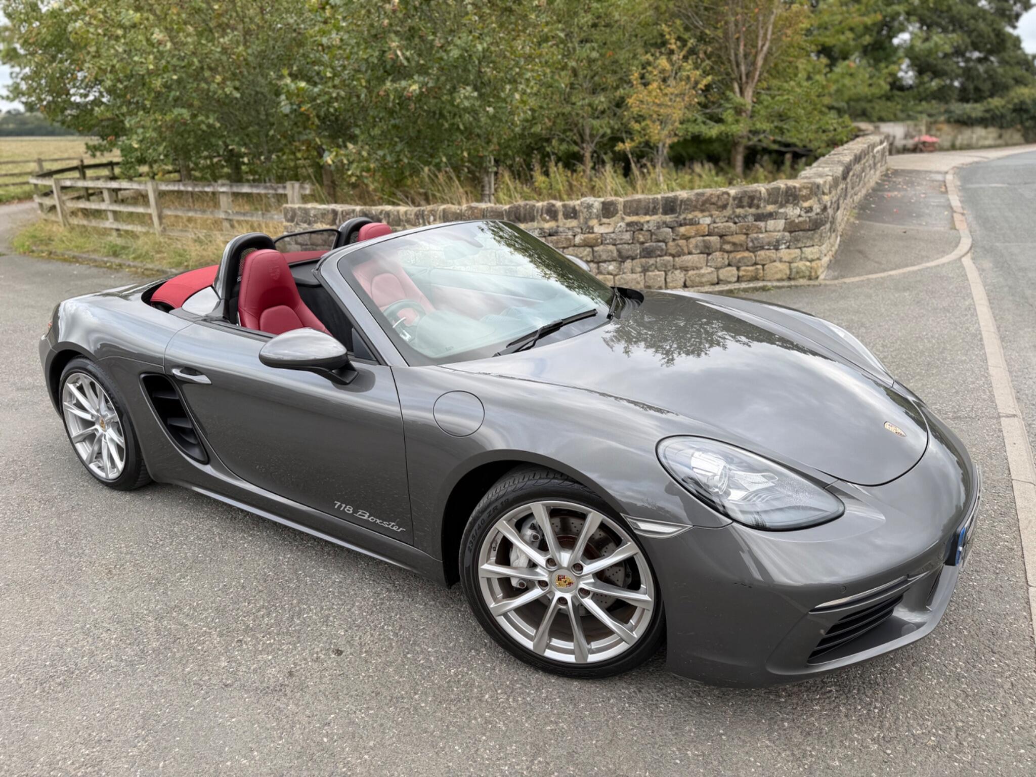 Porsche 718 Boxster