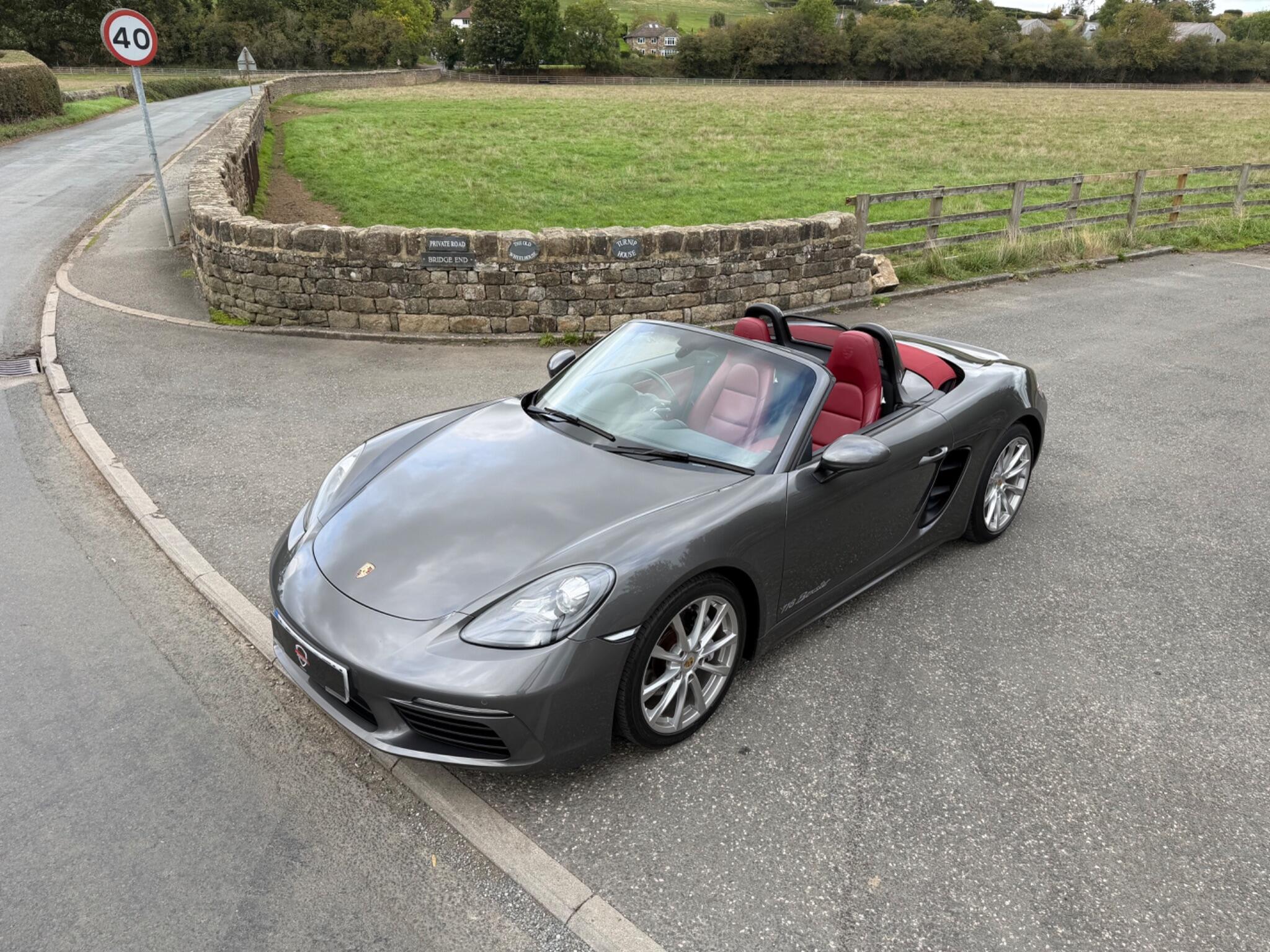 Porsche 718 Boxster