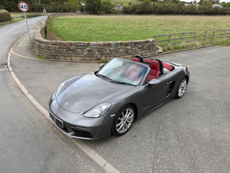 Porsche 718 Boxster