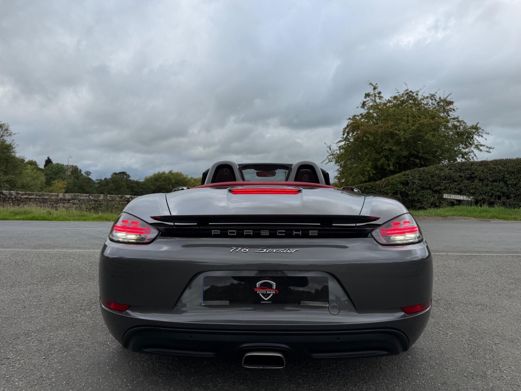 Porsche 718 Boxster
