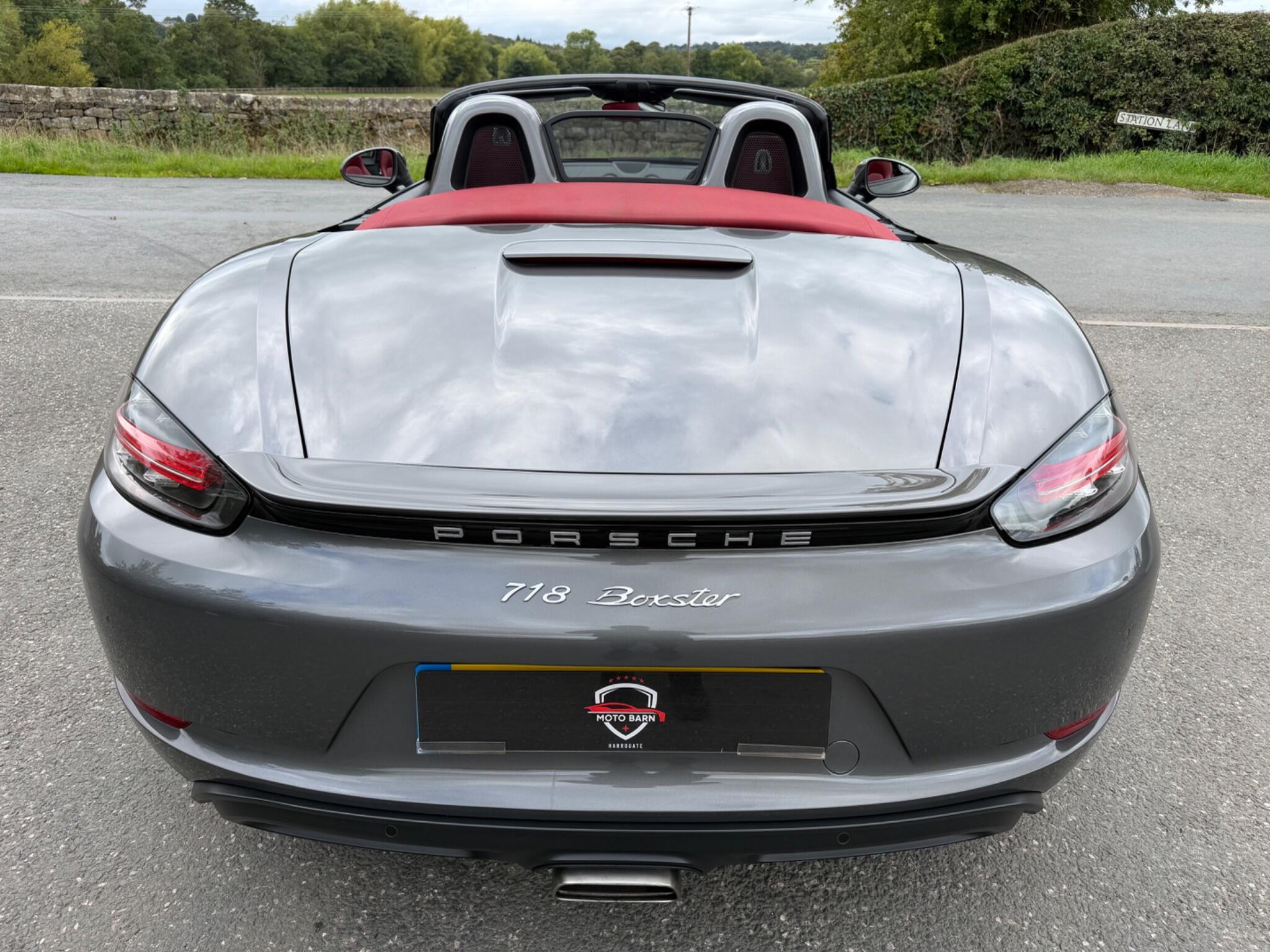Porsche 718 Boxster