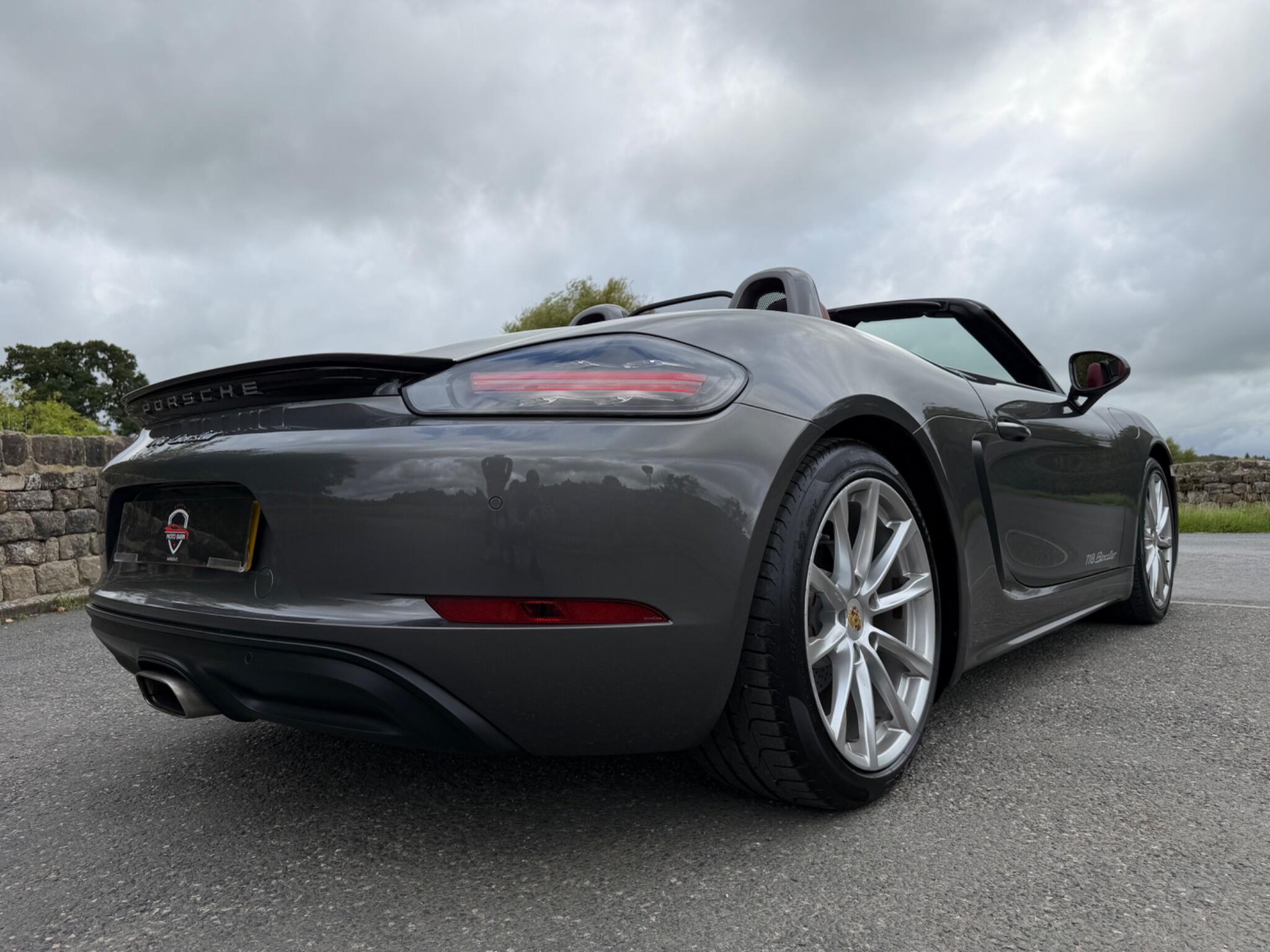 Porsche 718 Boxster