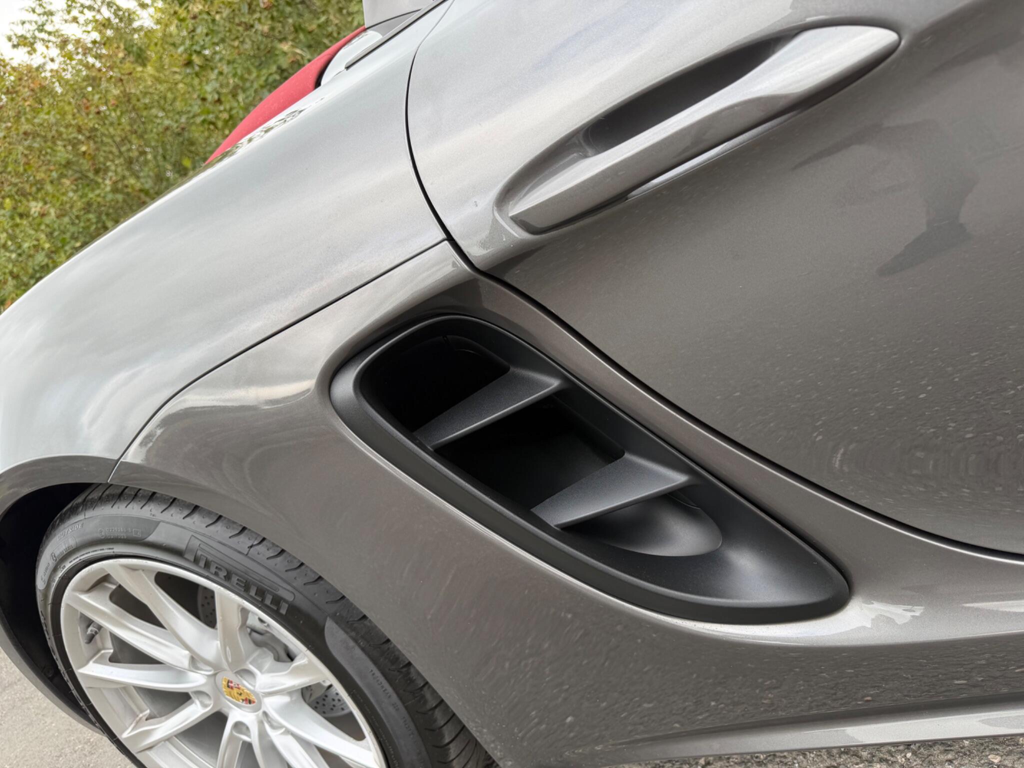Porsche 718 Boxster