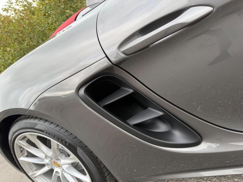 Porsche 718 Boxster