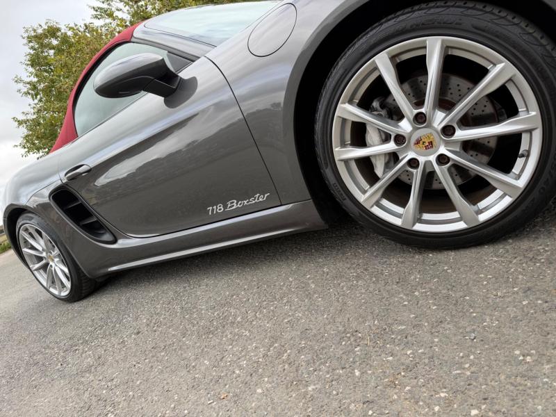 Porsche 718 Boxster