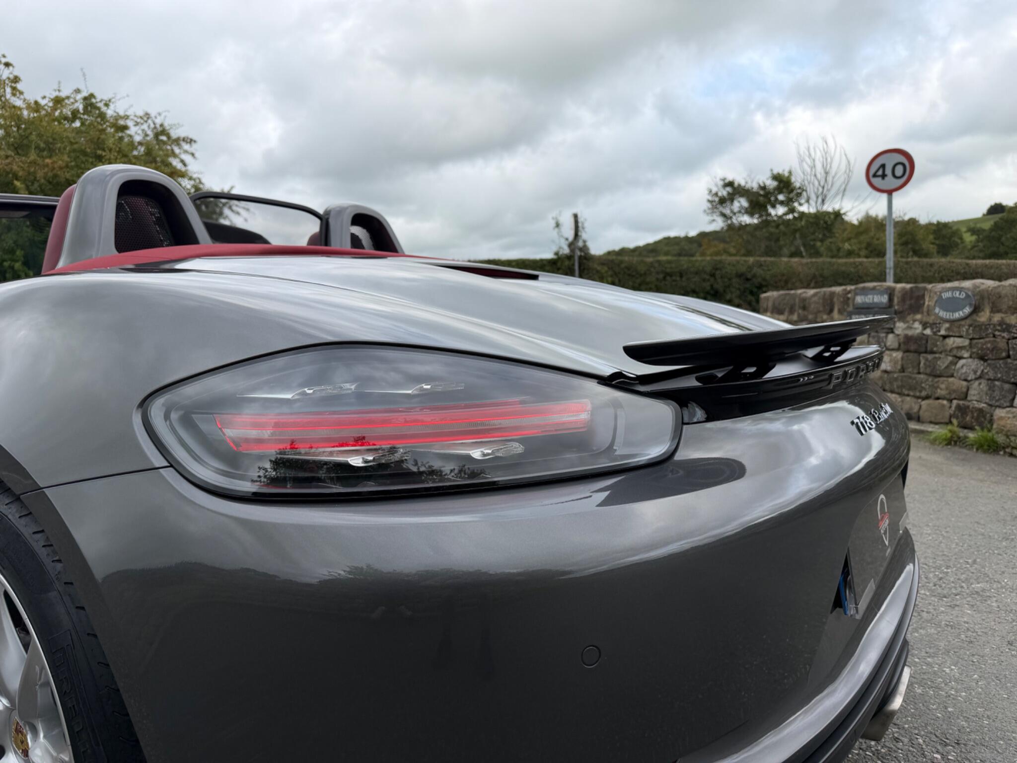Porsche 718 Boxster