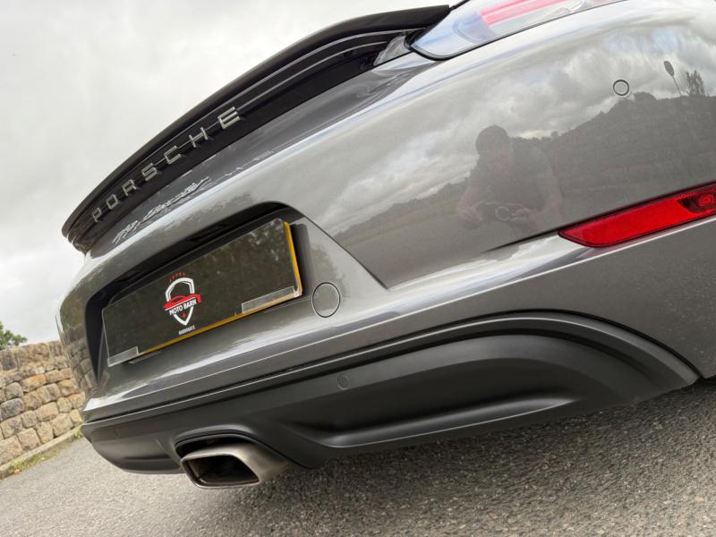 Porsche 718 Boxster