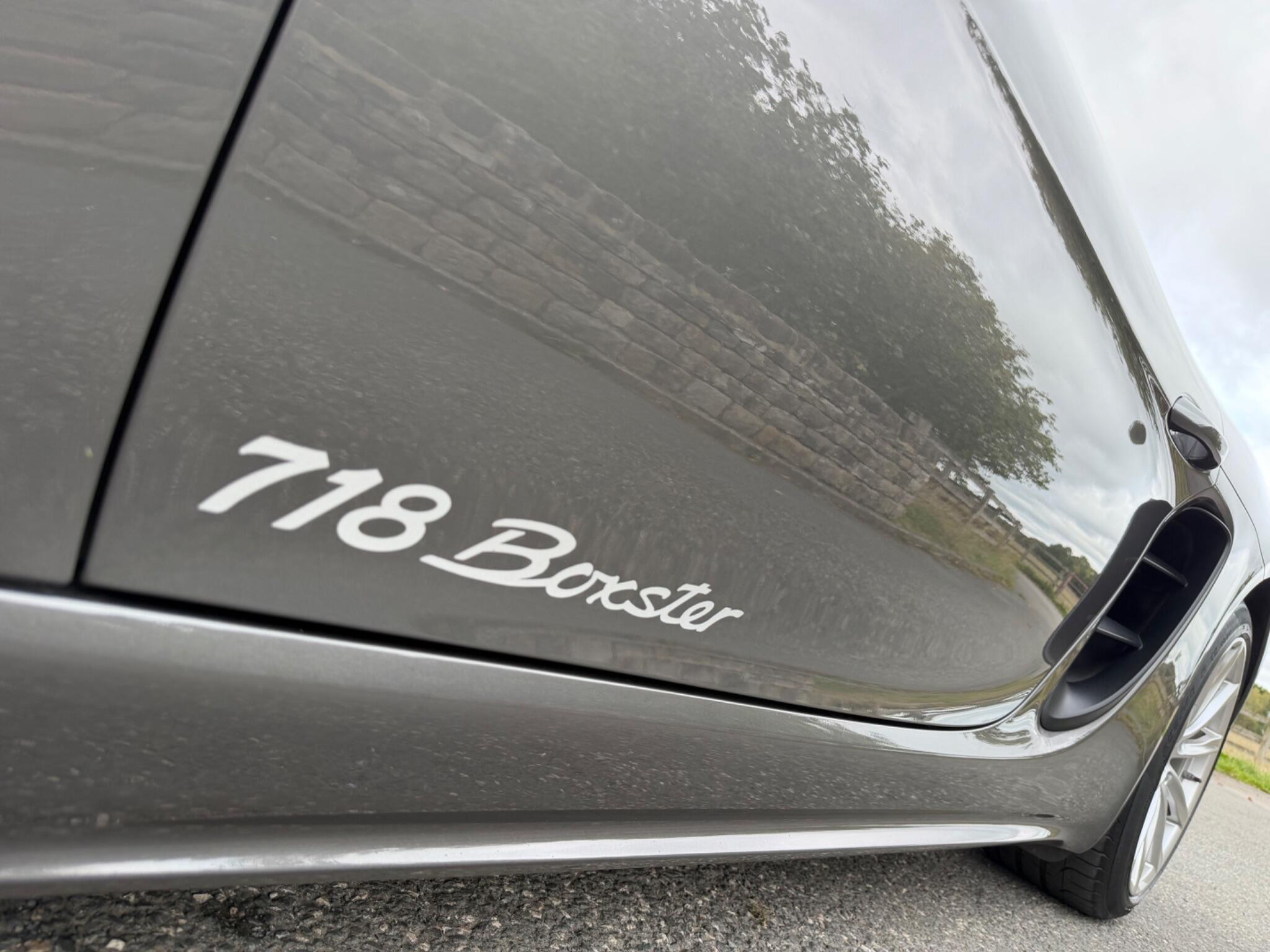 Porsche 718 Boxster