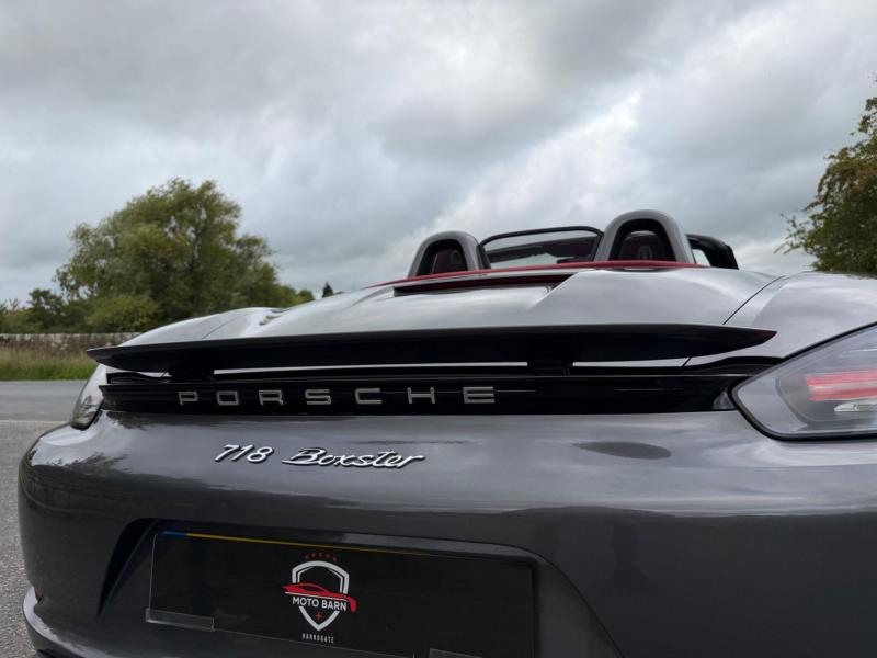 Porsche 718 Boxster