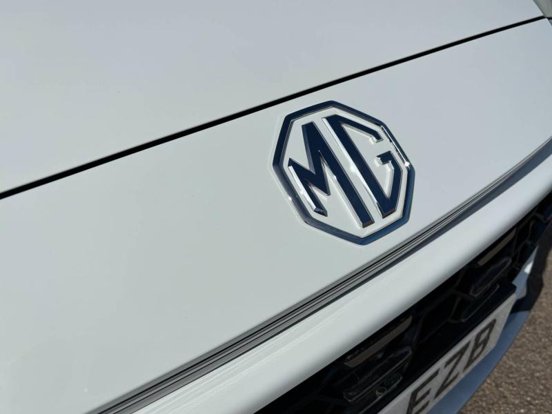 MG ZS