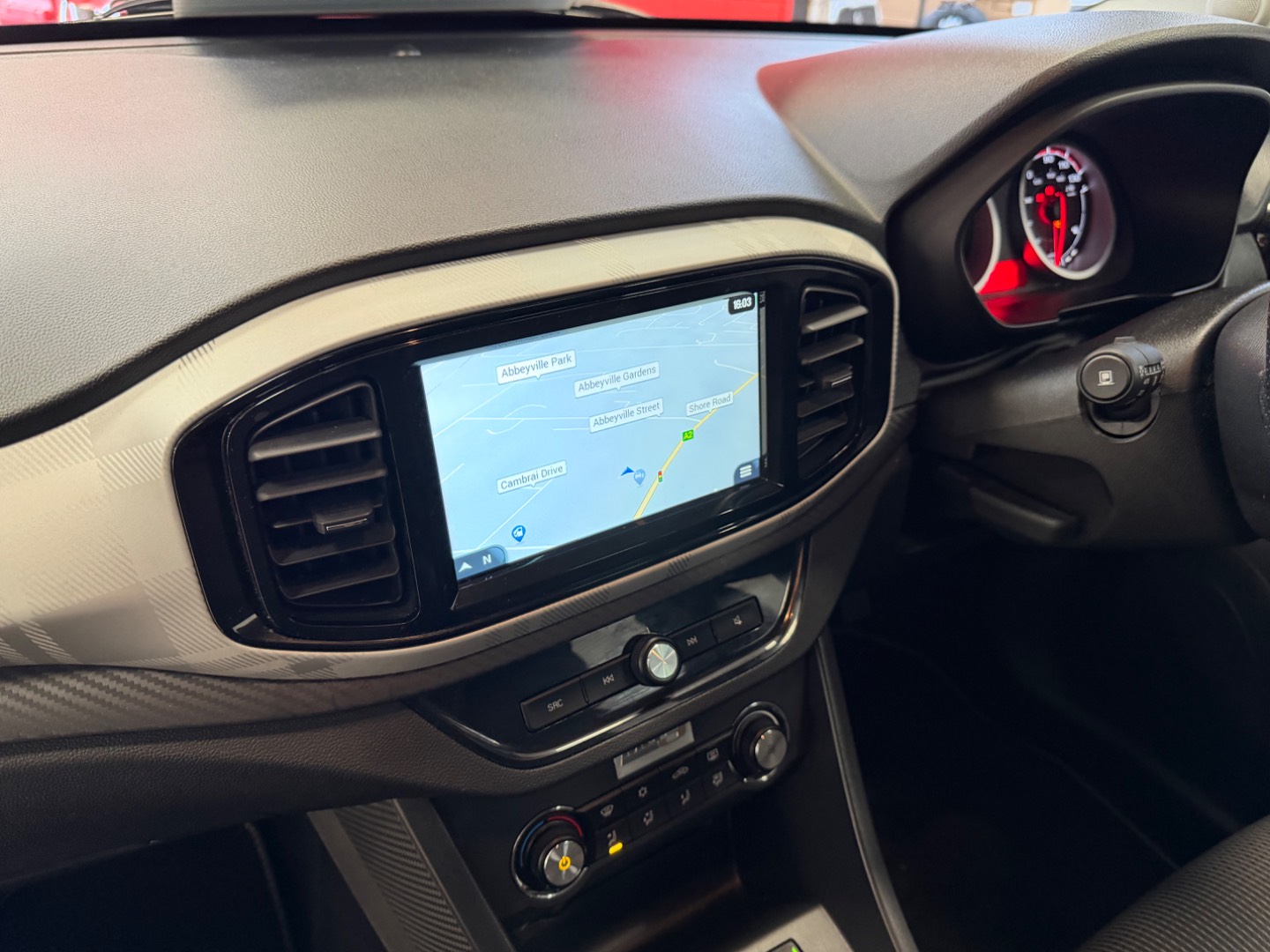 MG Motor UK MG3