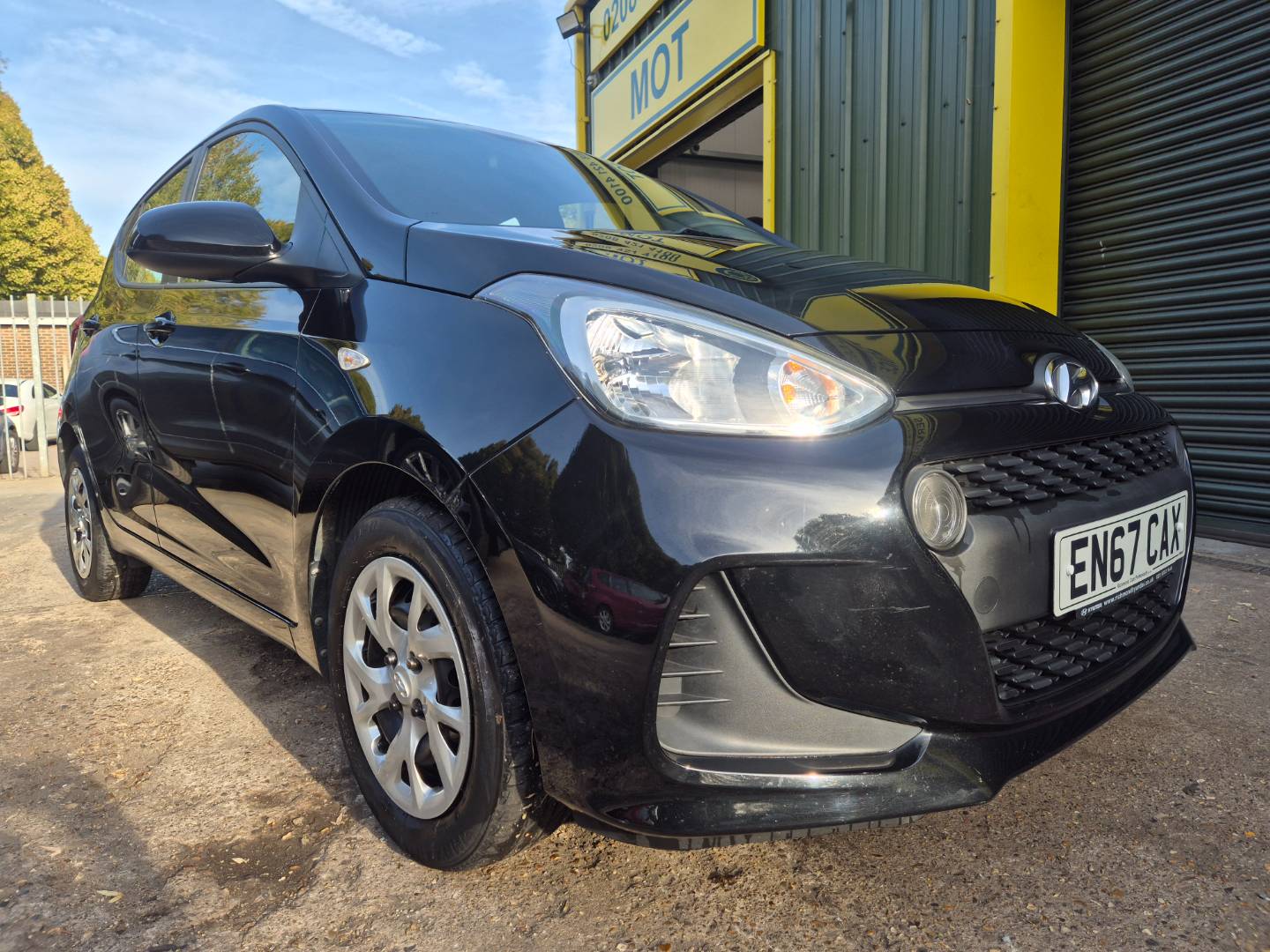 Hyundai i10