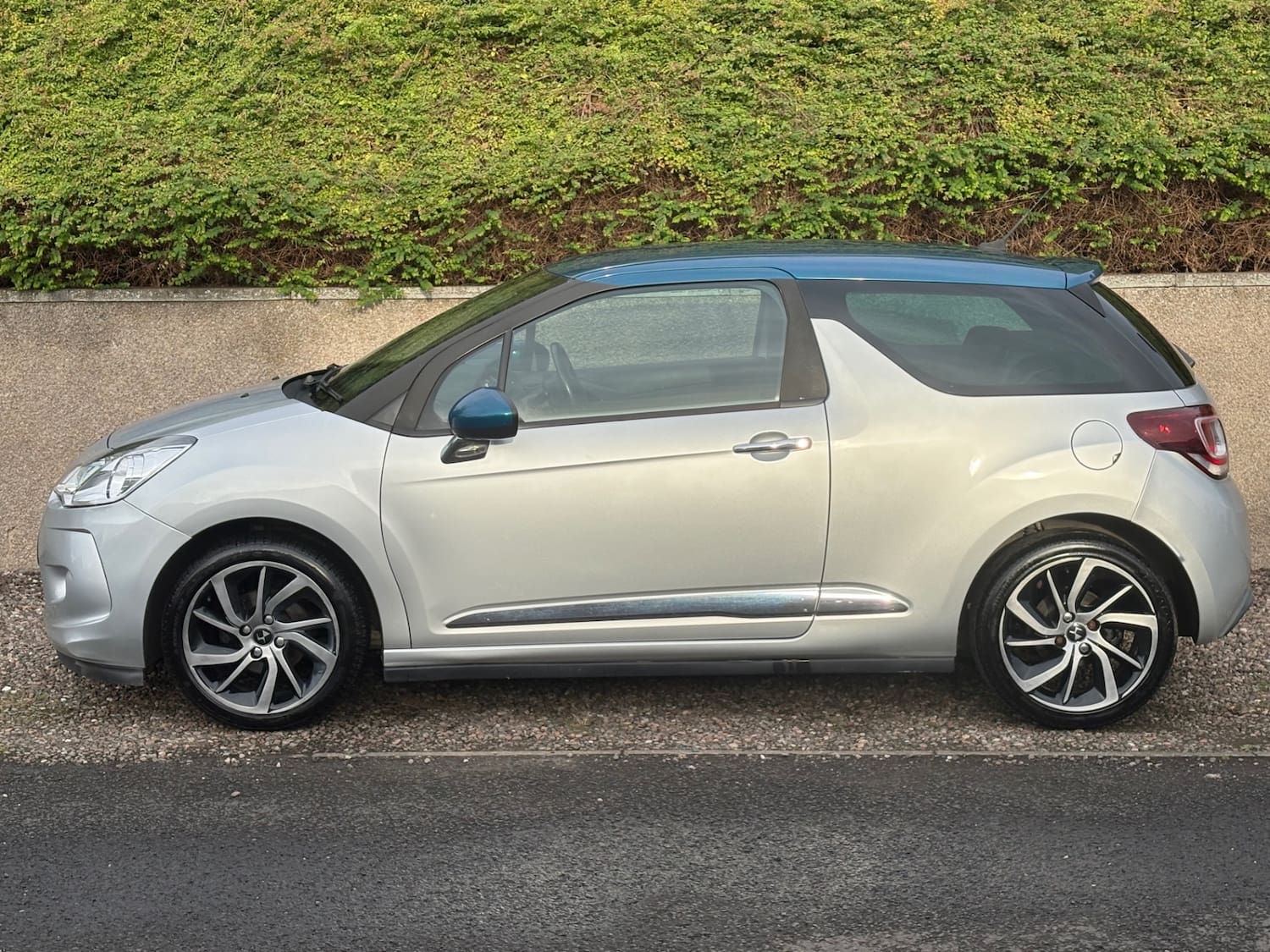 DS AUTOMOBILES DS 3