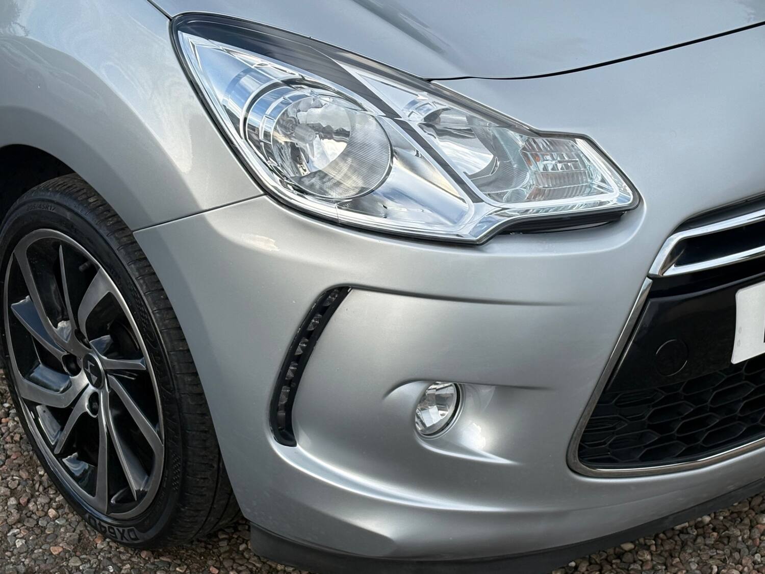 DS AUTOMOBILES DS 3