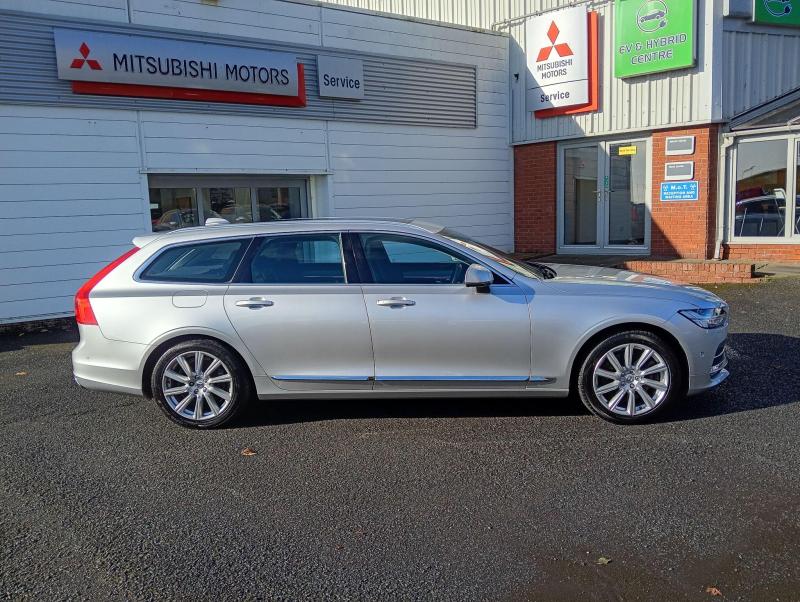 Volvo V90