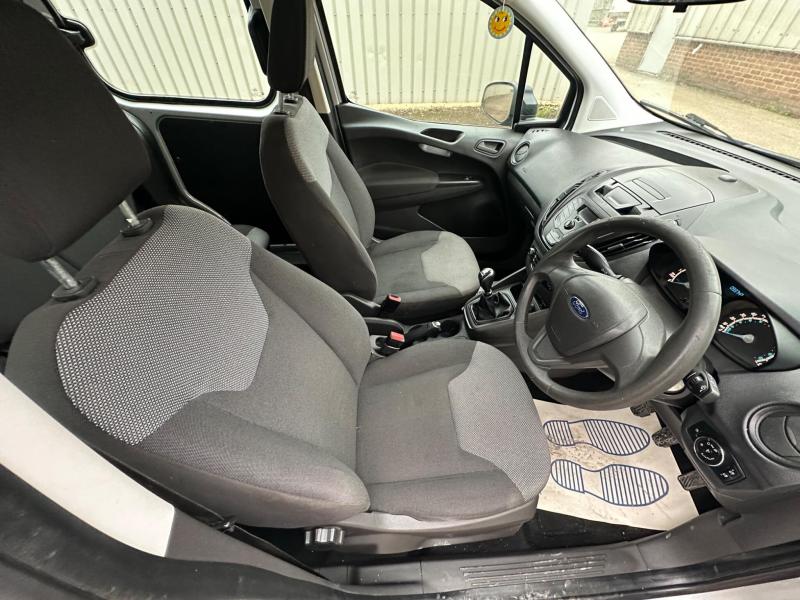 Ford Transit Courier