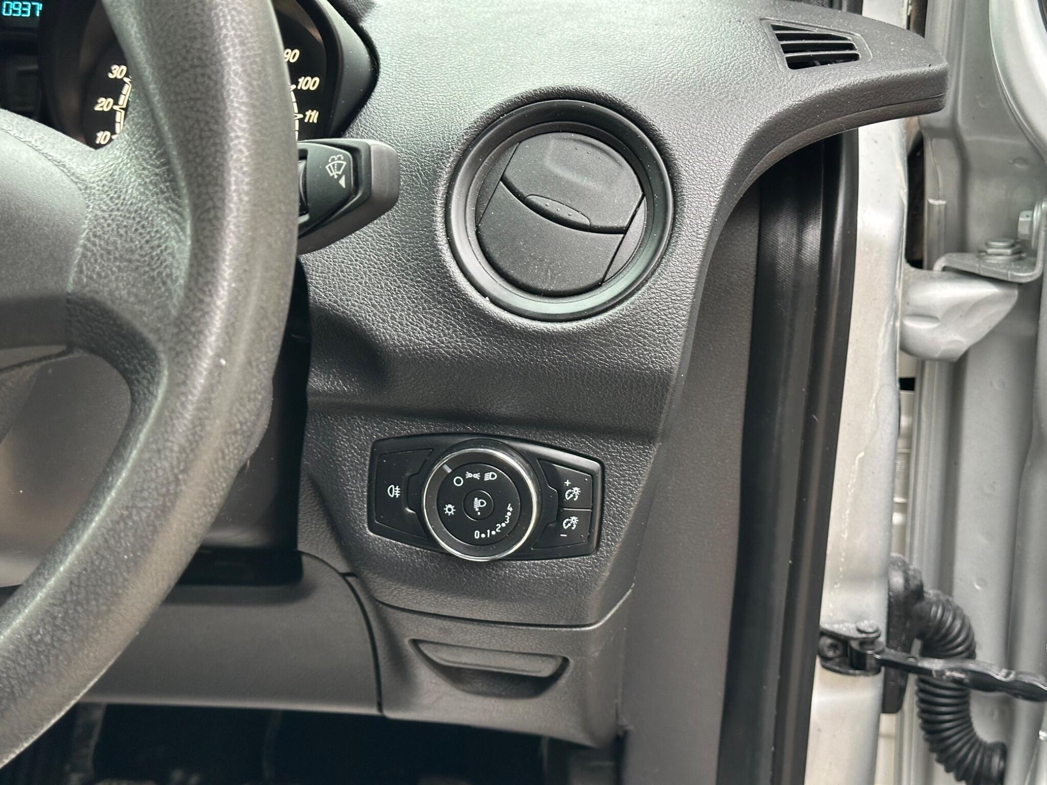 Ford Transit Courier