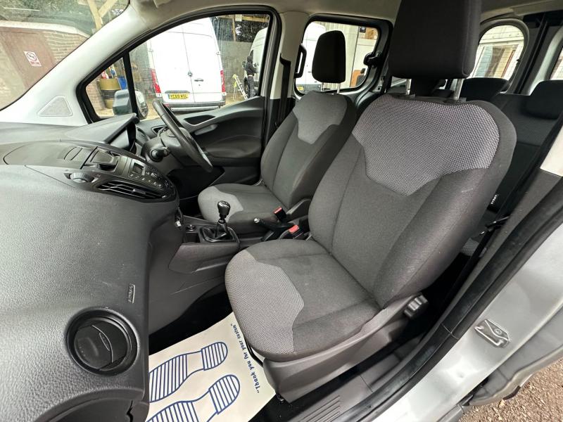 Ford Transit Courier
